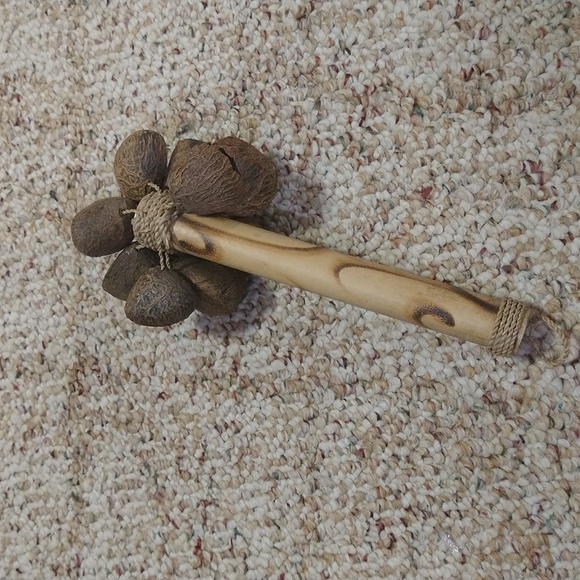 Handmade rattle musical instrument - Picture 3 of 9